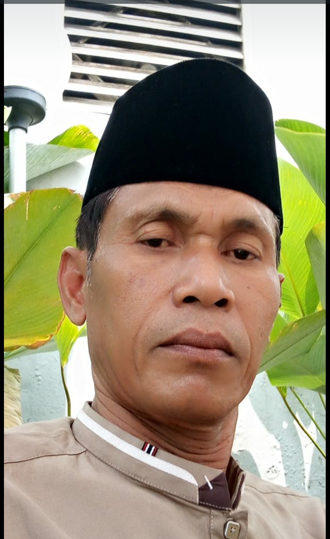 Ust. Drs. Abdul Azis